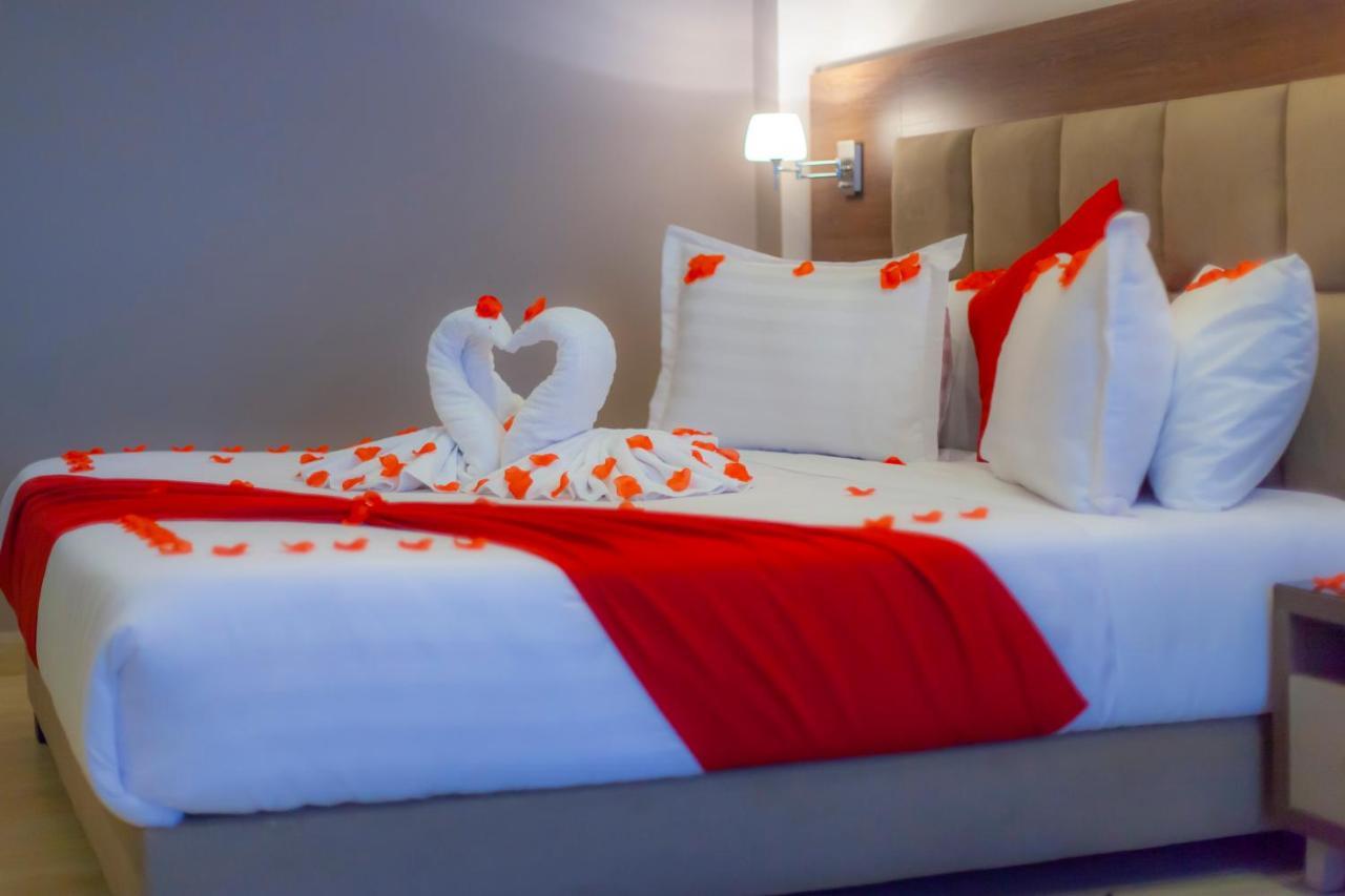 Bn Hotel ブリダ エクステリア 写真